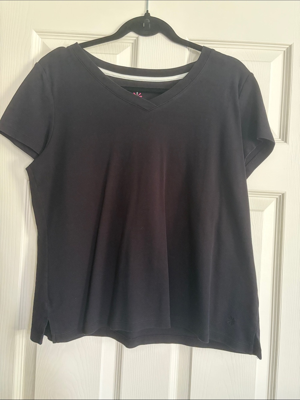 Issac Mizrahi Live Women’s V-Neck Short Sleeve Top - Black